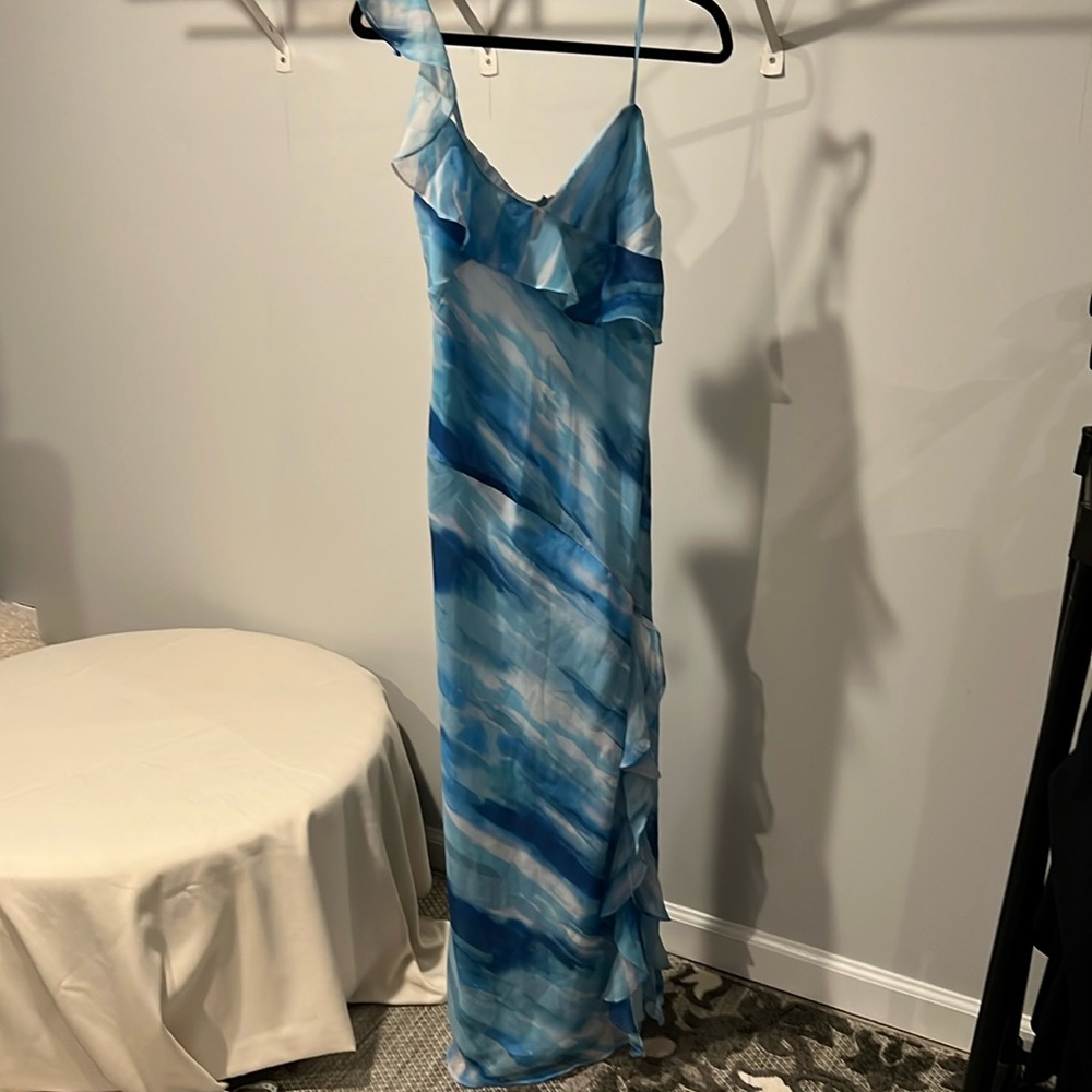 New Aqua 💯 Bloomingdale’s Exclusive Brand, long dress in size Large